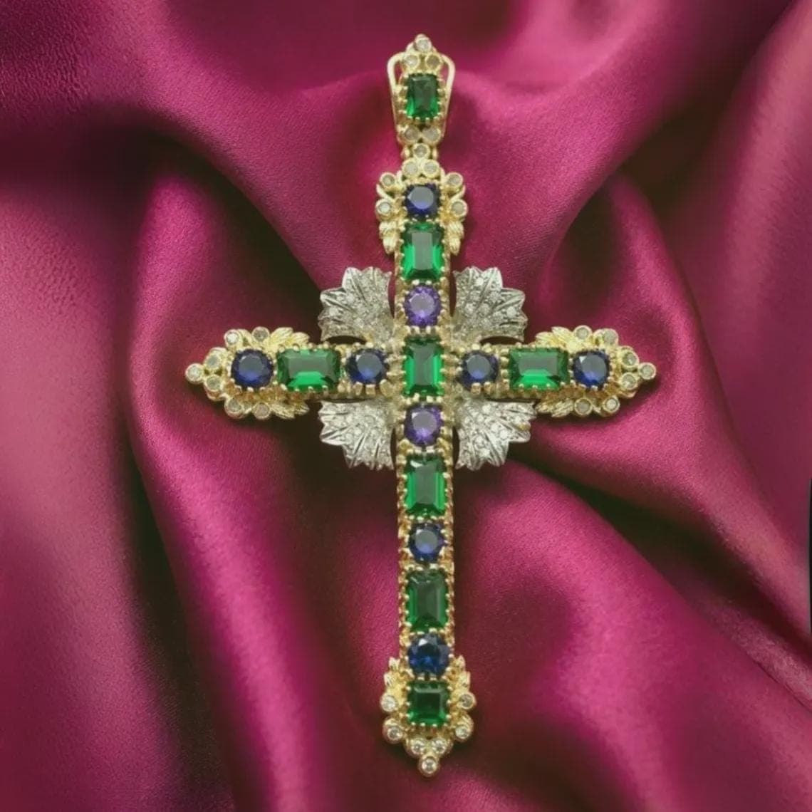 Vintage Emerald Green Cross Pendant